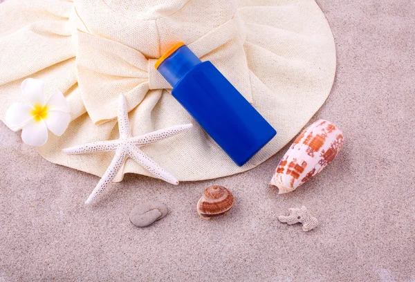 Sommeraufstellung auf Holztafel für Sommerschwarzboden. — Stockfoto