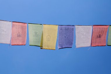 Budist dua kutsal geleneksel bayrak Bhutan'da bayraklar
