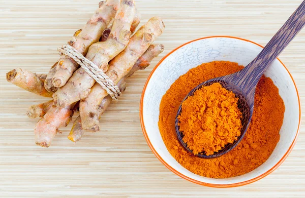 Ingredienti Spa naturali. - Curcuma e miele per la cura della pelle . — Foto Stock