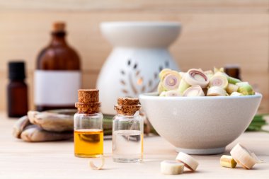 Aromather ile doğal Spa malzemeler limon esans