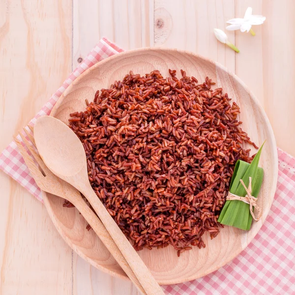 Arroz tailandés tradicional de grano entero al vapor el mejor arroz para una salud — Foto de Stock