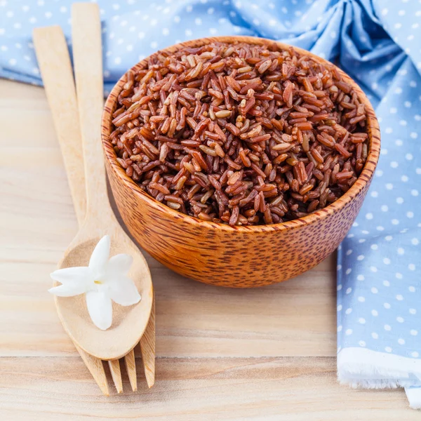 Arroz tailandés tradicional de grano entero al vapor el mejor arroz para una salud — Foto de Stock