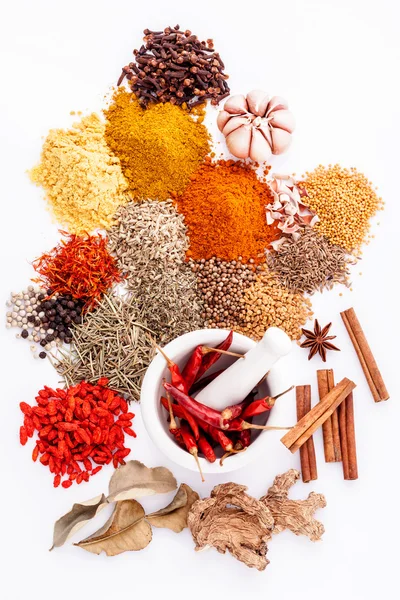Assorted of spices black pepper ,white pepper,fenugreek,cumin ,b — Stock Photo, Image