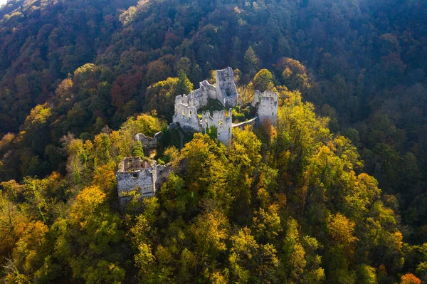 Ruínas Fortaleza Medieval Floresta Samobor Croácia Vista Drone Outono — Fotografia de Stock