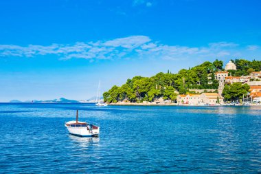 Hırvatistan 'ın güneyindeki Cavtat kentinin turistik beldesi, popüler bir tatil beldesi