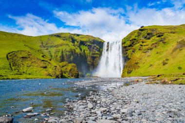  İnanılmaz manzara, Skogafoss Şelalesi Güney Doğu İzlanda.