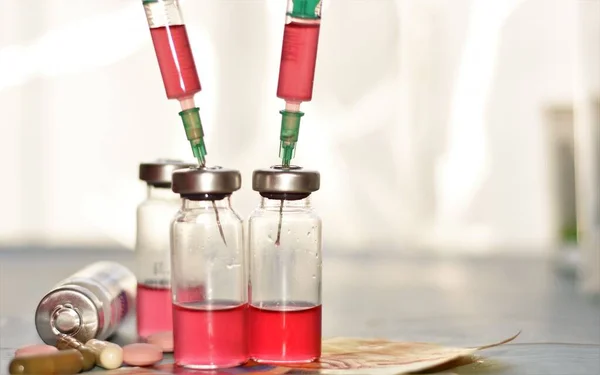Injectiespuiten Vaccin Glazen Ampullen — Stockfoto