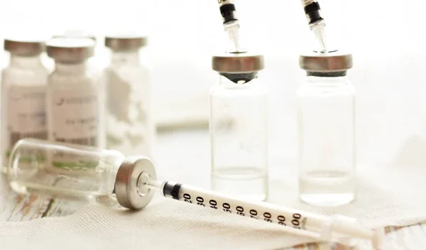 Injectiespuiten Geneesmiddelen Kleine Steriele Injectieflacons — Stockfoto