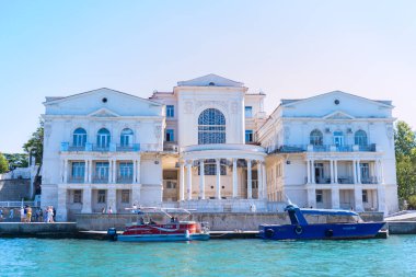 Kırım şehri ve Karadeniz kıyısındaki tatil beldesi Sivastopol