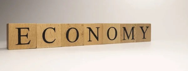 Der Name Economy Entstand Aus Hölzernen Buchstabenwürfeln Wirtschaft Und Finanzen — Stockfoto