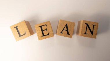 İnce, tahta küplerden yapılır..