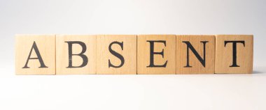 KESENT kelimesi ahşap küplerden yaratıldı. İş ve hayat. Yakın plan..