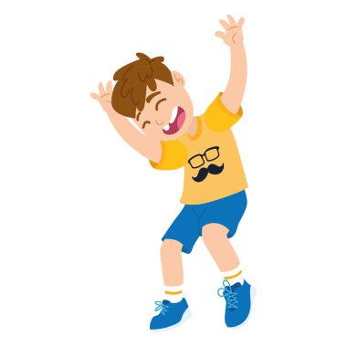 Mutlu çocuk iki eli havada oynuyor.