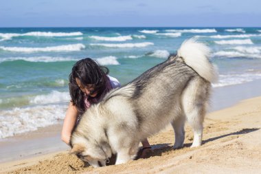 Eskimo Köpek ile kız