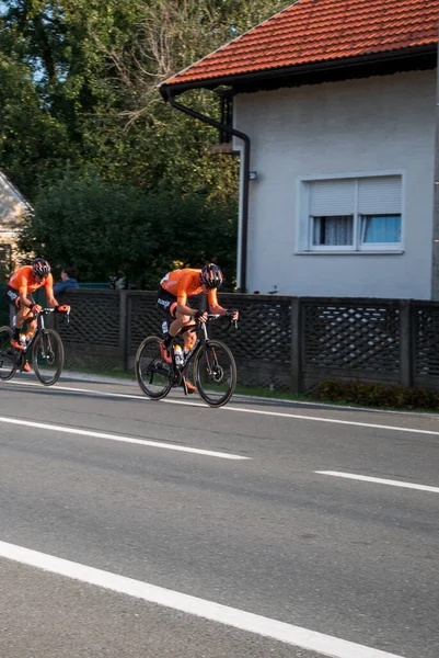 Varazdin, Hırvatistan 09: 28 2021: 2021 Kro yarışı - Luis Angel MATE ve Xabier Mikel AZPARREN.