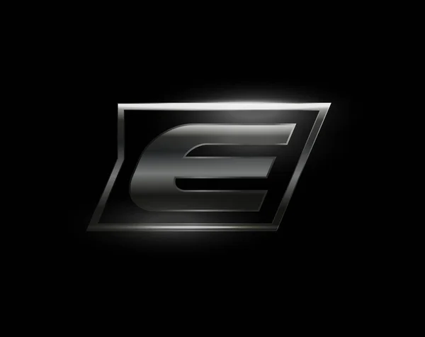 Karbon hızında E harfi logosu, koyu mat metal karbon dokusu. Dinamik çelik harf, otomotiv endüstrisi, spor, spor için turbo kalın italik logoti. Vektör monogram, amblem — Stok Vektör