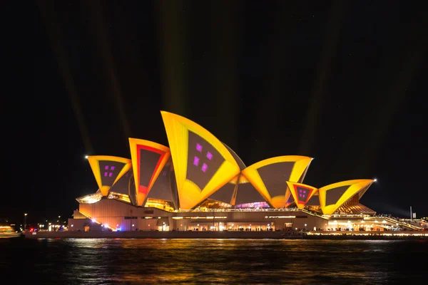 Sydney Opera House illuminata — Foto Stock