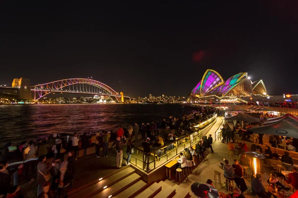 Osvětlené město Sydney během Vivid Sydney 2016 — Stock fotografie