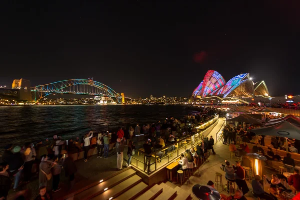 Osvětlené město Sydney během Vivid Sydney 2016 — Stock fotografie