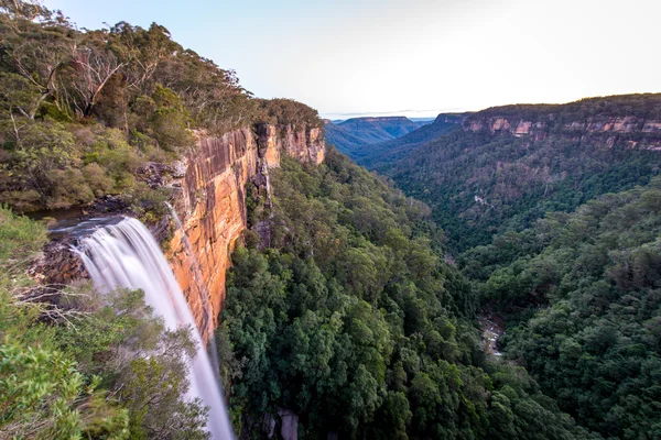 在新南威尔士州的菲茨罗伊瀑布 — 图库照片