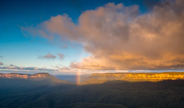 Blue Mountains nationaal parklandschap — Stockfoto