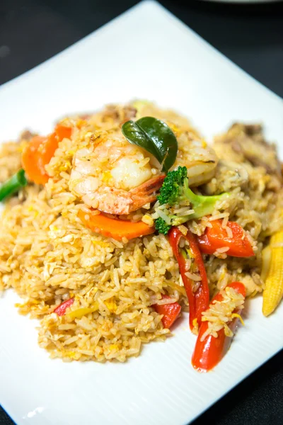 Albahaca tailandesa arroz frito — Foto de Stock