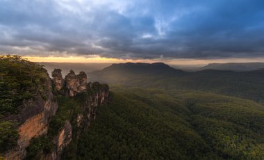 Sunrise from Blue Mountains clipart