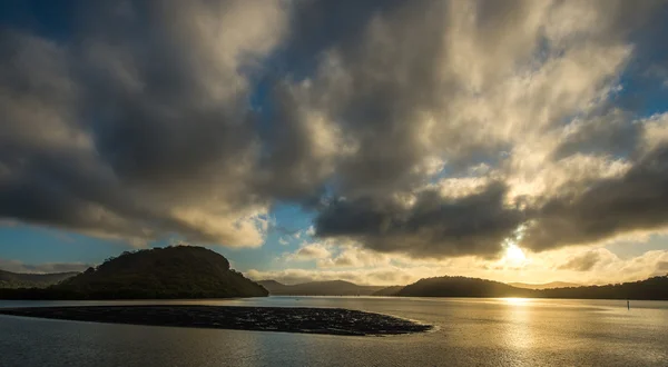 Salida del sol desde el río Hawsbury — Foto de Stock