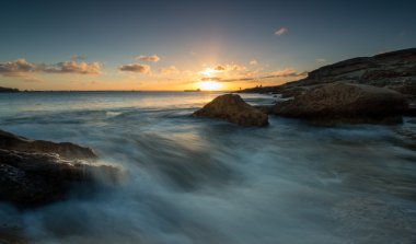 Gün batımı sırasında Sydney deniz manzarası