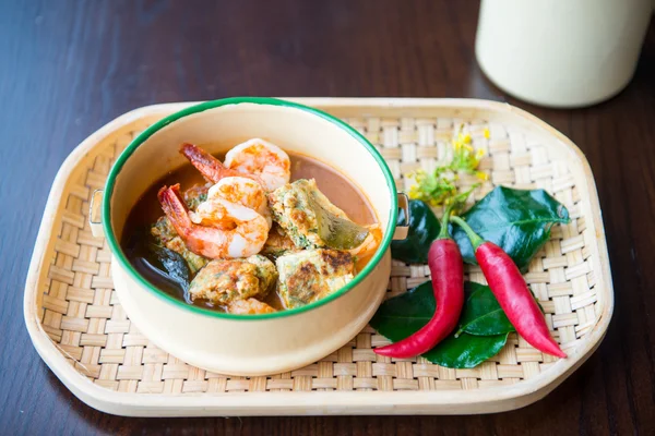 Thailändsk traditionell maträtt prwan med omlette — Stockfoto