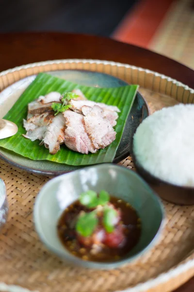 Leher babi rebus arang — Stok Foto