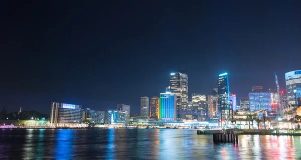Sydney Opera House z oświetlenia — Zdjęcie stockowe