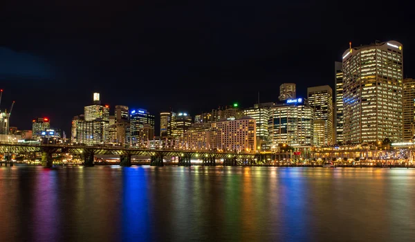 Darling Harbor pendant le coucher du soleil — Photo