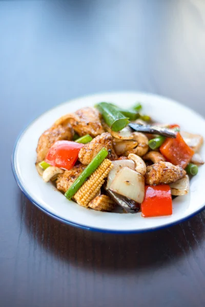 Stir-fried chicken with cashew nuts delicious — Stock Photo, Image