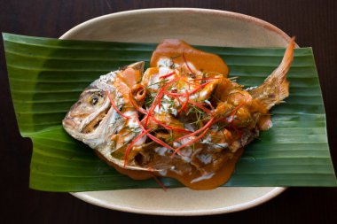 Choo chee balık. Tayland gıda