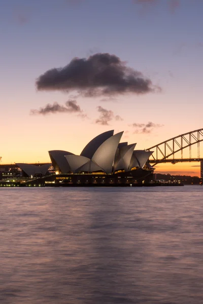 Puesta de sol en Opera House — Foto de Stock