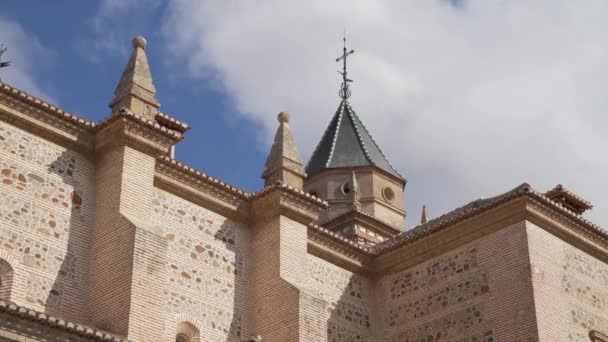 Záběry Madridské Panorama Katedrálou Santa Maria Real Almudena Královským Palácem — Stock video