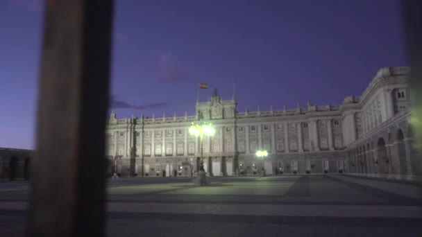 Palacio Real Madrid Deki Spanyol Kraliyet Sarayı Güzel Mavi Gökyüzü — Stok video