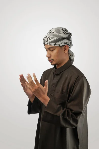 Мусульмани Асеї Які Моляться Рукою Відділяють Біле Тло — стокове фото
