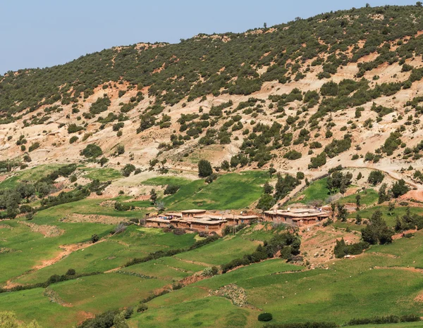 La casa sulla montagna in Marocco — Foto Stock