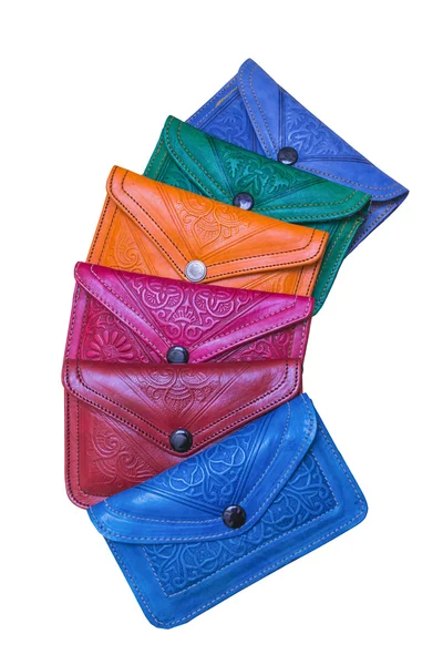 Το πολύχρωμο τσάντα παραδοσιακά του Μαρόκου που γίνονται από το δέρμα — Φωτογραφία Αρχείου