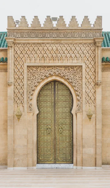 De poort van het Mausoleum van Mohammed V in Rabat — Stockfoto