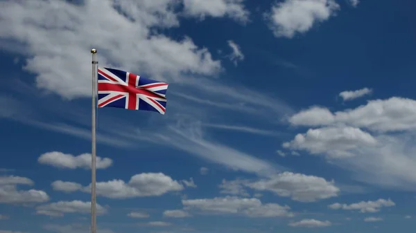 青い空の雲と風に手を振ってイギリス国旗 英国のバナーを吹いて 柔らかくて滑らかなシルク 布生地の質感が背景を刻印 国民の日や国の機会の概念のための使用 — ストック写真