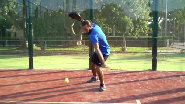 Seville Spanya Temmuz 2021 Profesyonel Padel Oyuncusu Servis Atıyor Açık — Stok video