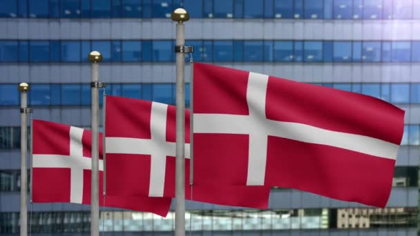 丹麦国旗迎风飘扬与现代摩天大楼的城市 丹麦国旗飘扬柔软的丝绸 布料质地为背景图案 将其用于国庆和国庆的概念 — 图库视频影像