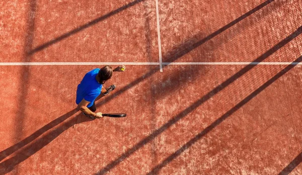 Draufsicht Auf Einen Professionellen Paddle Tennisspieler Der Den Ball Dribbelt — Stockfoto