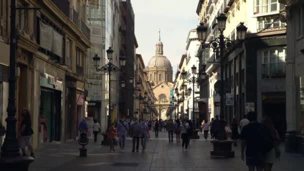 Saragosse Espagne Mai 2021 Les Gens Promènent Dans Rue Alphonse — Video