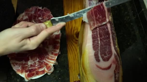 Uma Perna Dianteira Presunto Ibérico Serrano Também Conhecido Como Espanhol — Vídeo de Stock