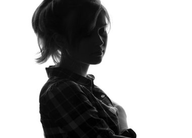 Yalnız kız gözlerini ve düşünüyor kapalı