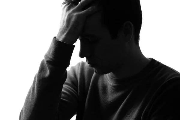 Zwart-wit portret van een trieste man — Stockfoto